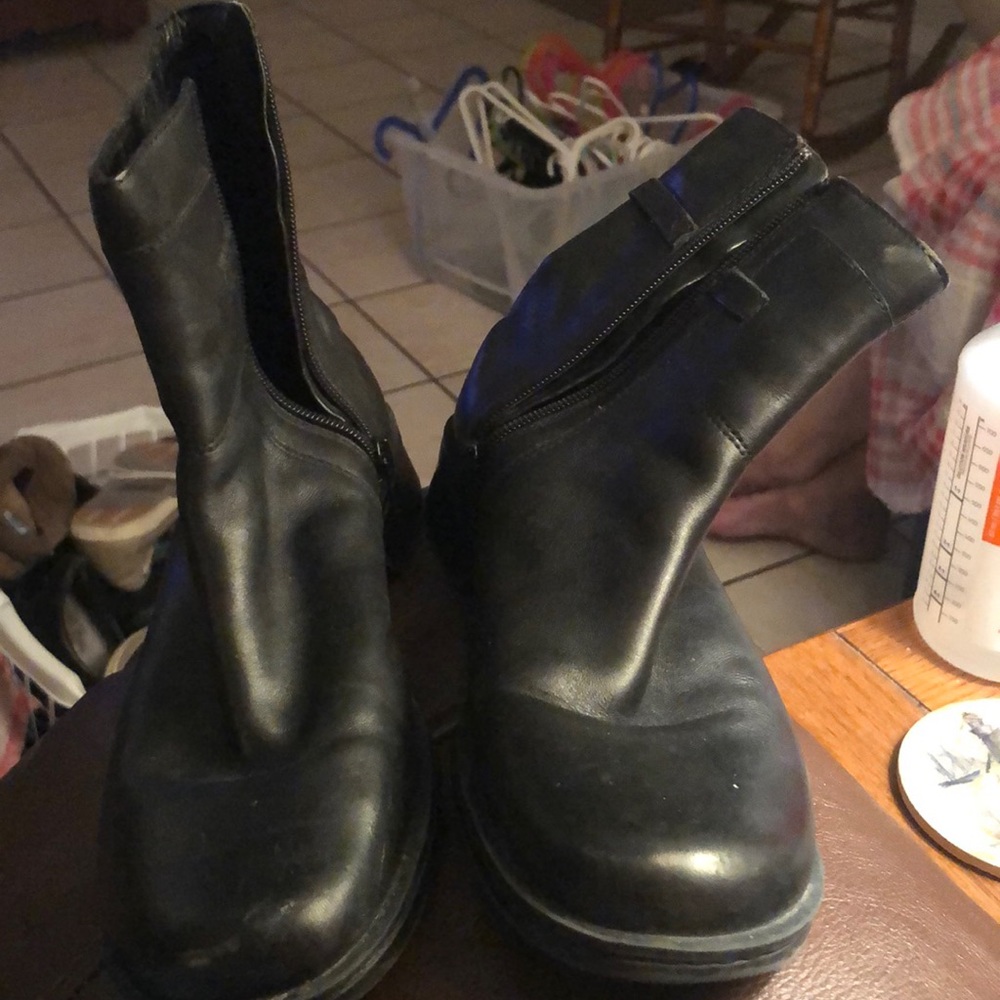 Clark’s short boots